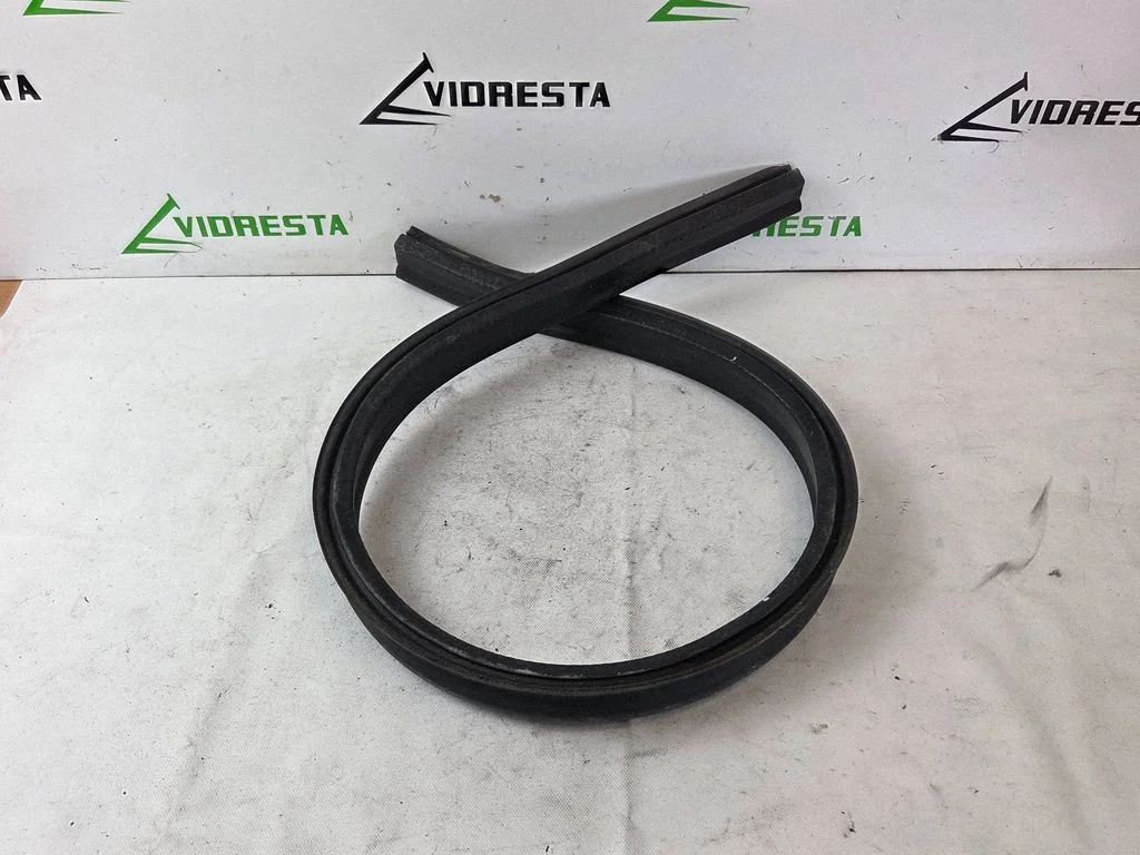 Engine compartment rubber