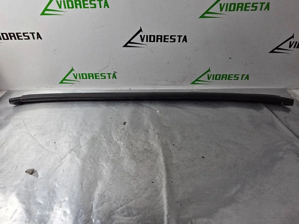 Engine compartment rubber