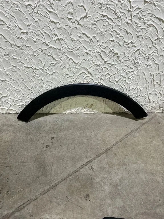 Front arch trim 877113U000