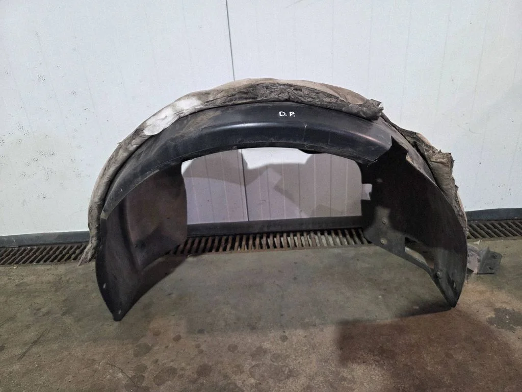 Front wheel arch liner splash guards ET7616114AD