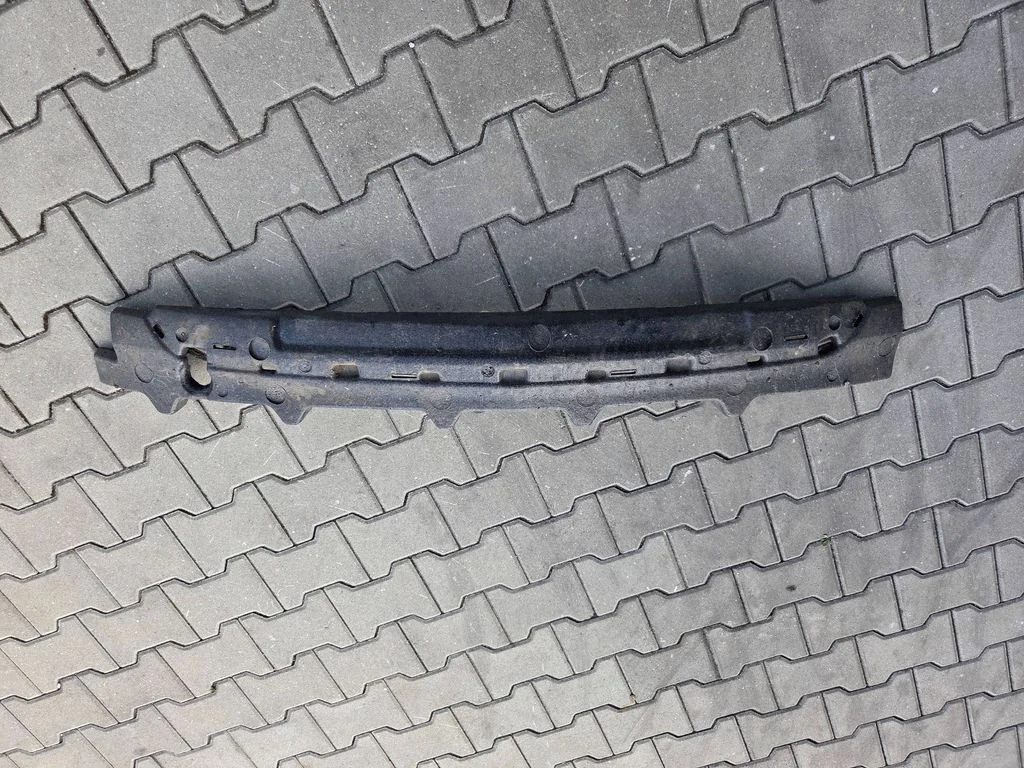 Tagumise kaitseraua vahtpolüstürool – Opel Antara (2006-2016)