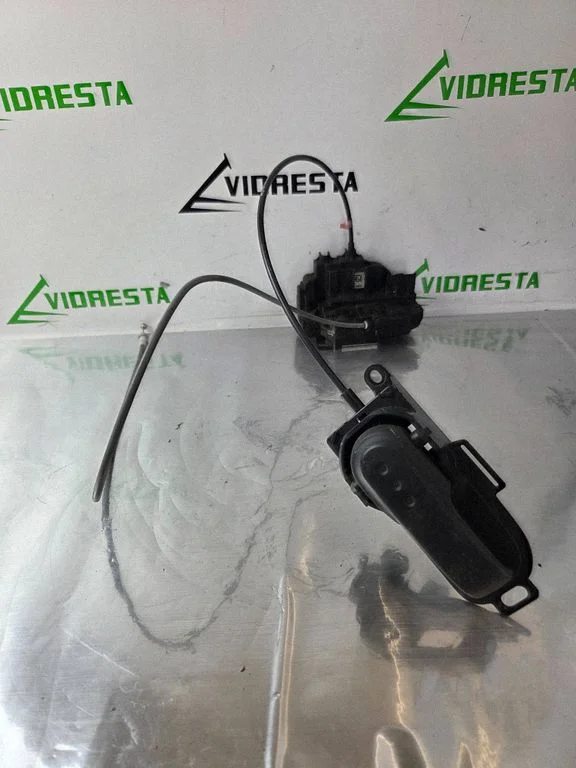 Front door interior handle 80670