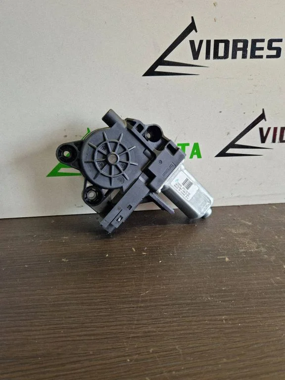 Front door window regulator motor WR12291