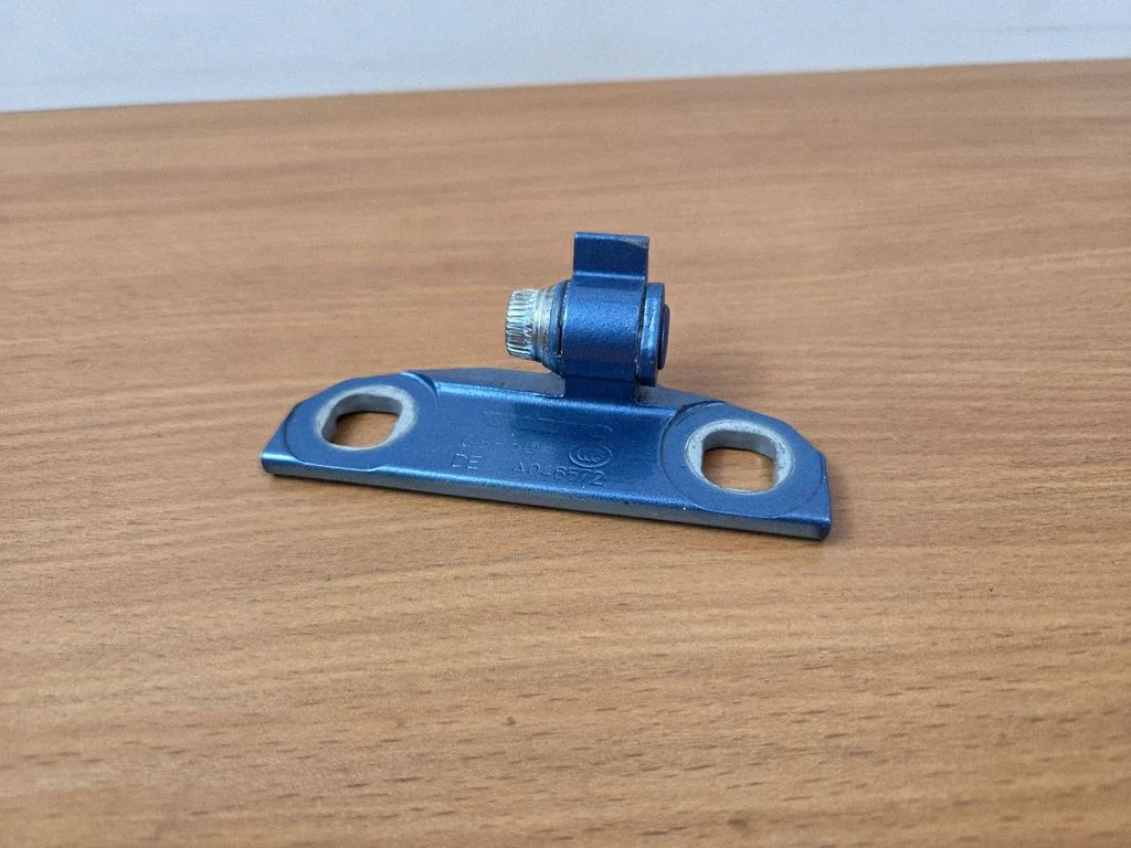 Tagaukse ülemine hing A046572