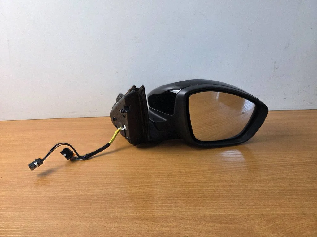 Esiukse elektriline välispeegel 98271326XT