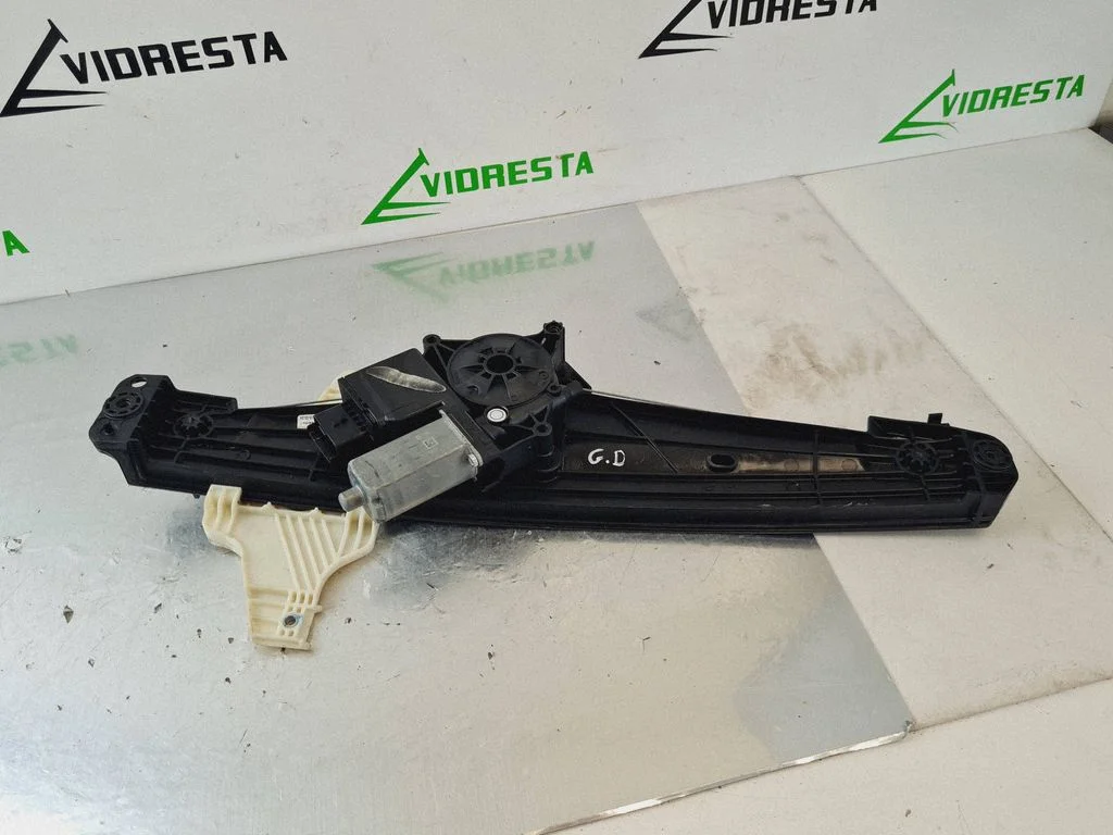 Rear door window regulator with motor 9830388880