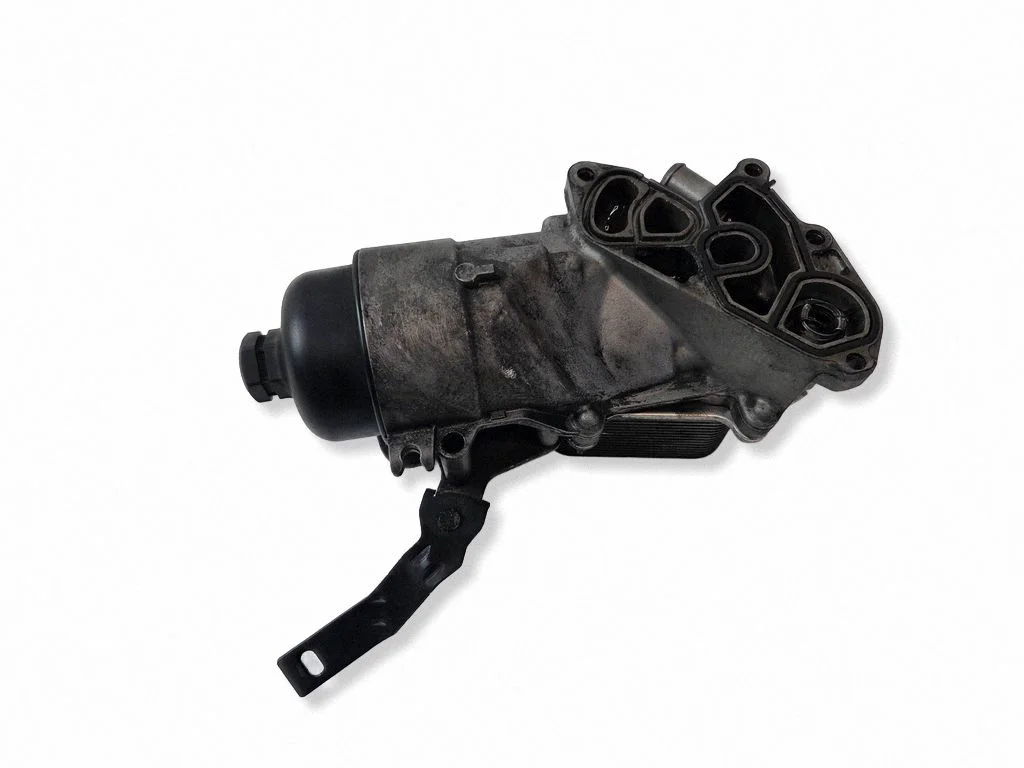 Oil filter mounting bracket – Peugeot 308 (2013-2021)