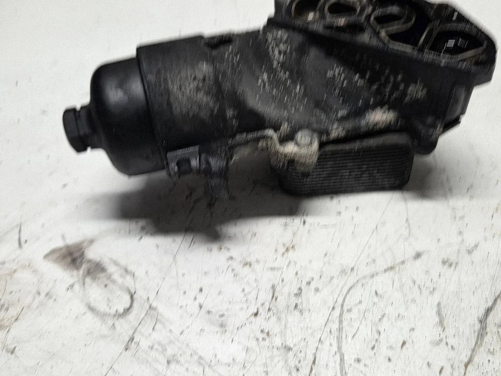 Oil filter mounting bracket 60240415