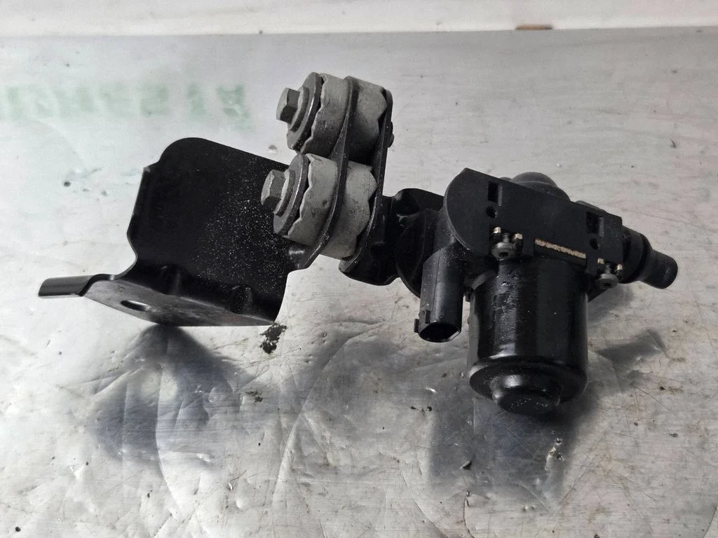 Electric auxiliary coolant/water pump 8517077