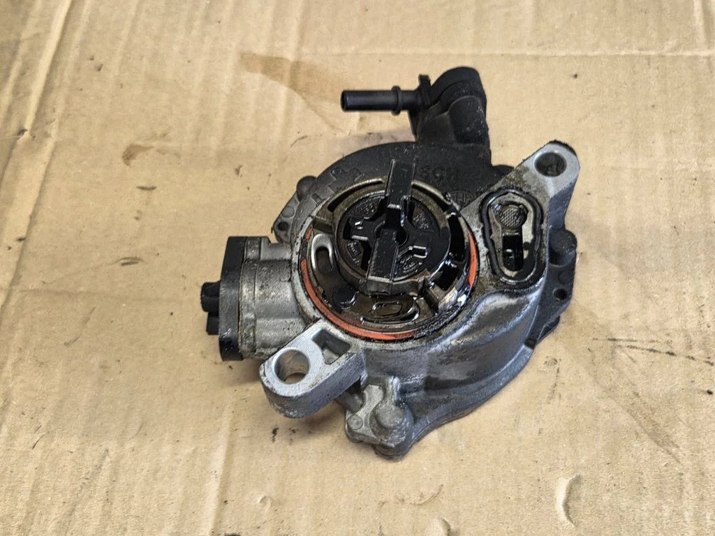 Vaakumpump 9804021880