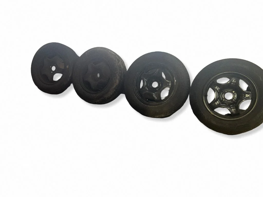 R16 alloy rim