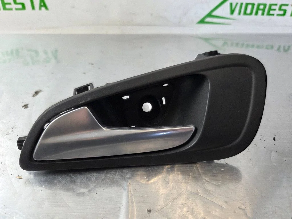 Klamka wewnętrzna drzwi przednich R22601