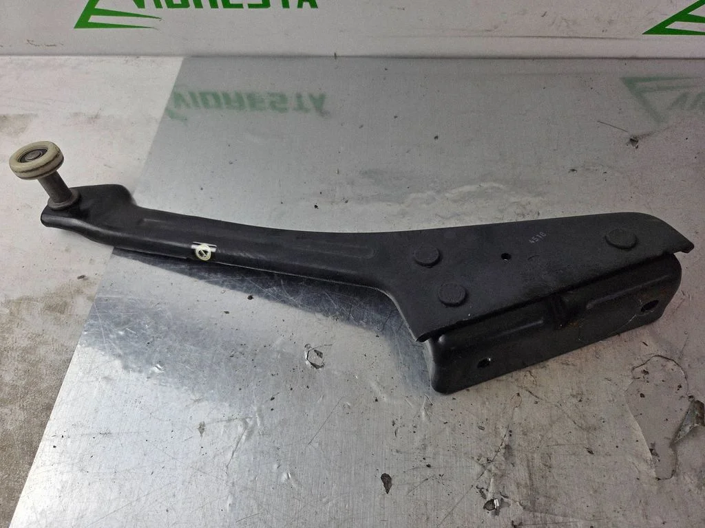 Liugukse ülemine rulli juhik/ hing DT11V25029AD