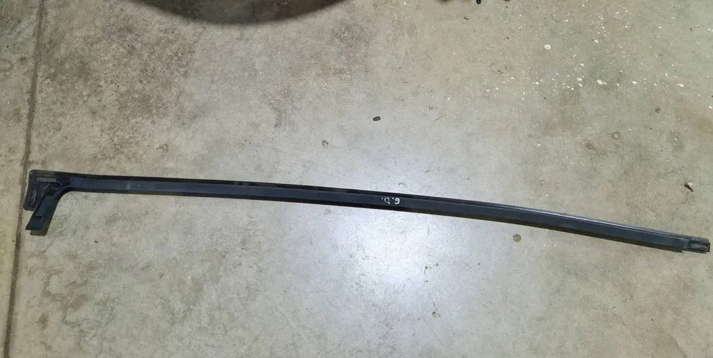 Sliding door rubber seal – Mercedes-Benz Vito Viano W447 (2014-)