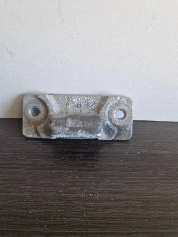 Sliding door lock loop/hook striker – Renault Trafic III (X82) (2014-)
