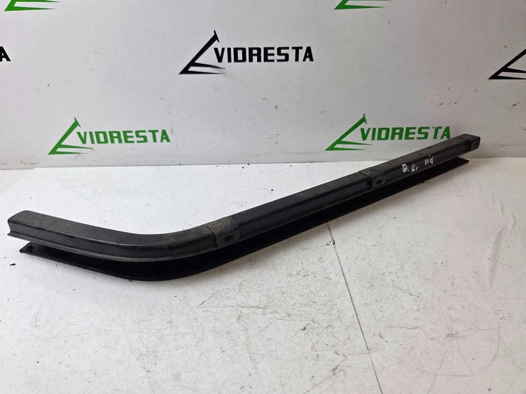 Sliding door upper top rail – Fiat Doblo (2010-2022)