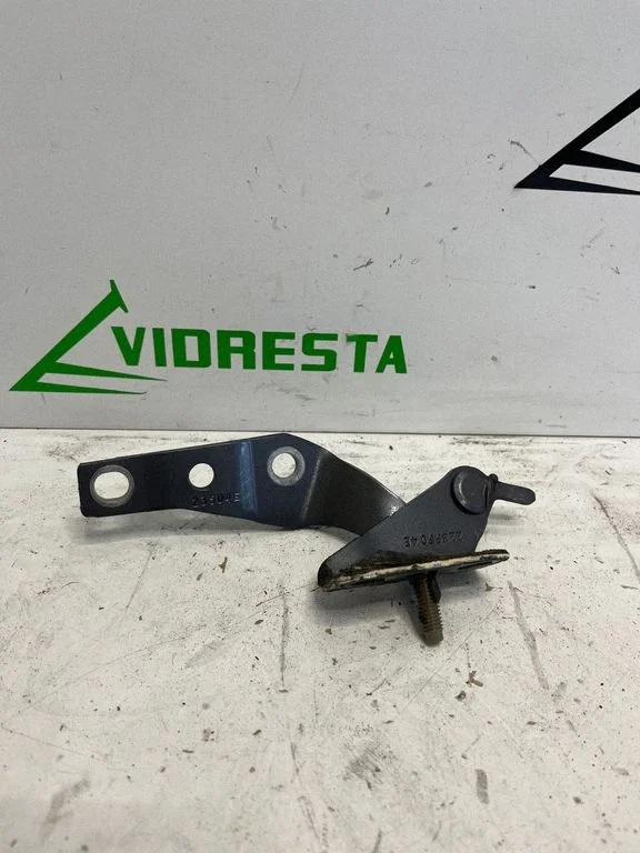 Laadimisukse ülemine hing – Honda CR-V (2013-2016)