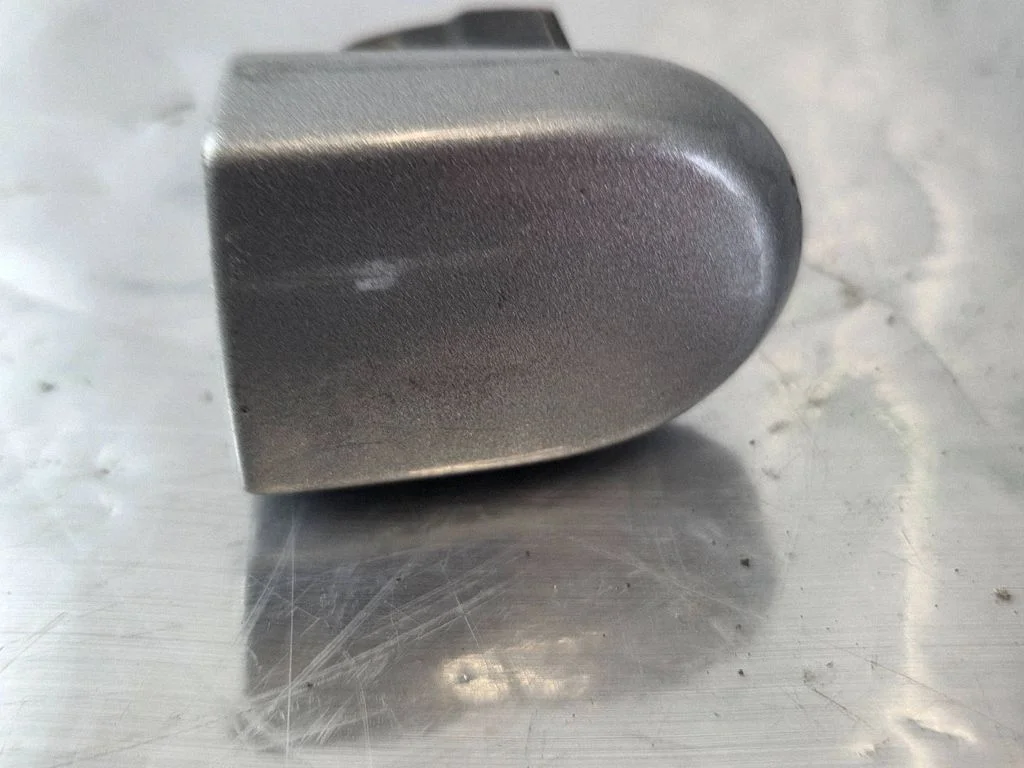 Loading door cover/cap – Nissan Note (E11) (2006-2014)