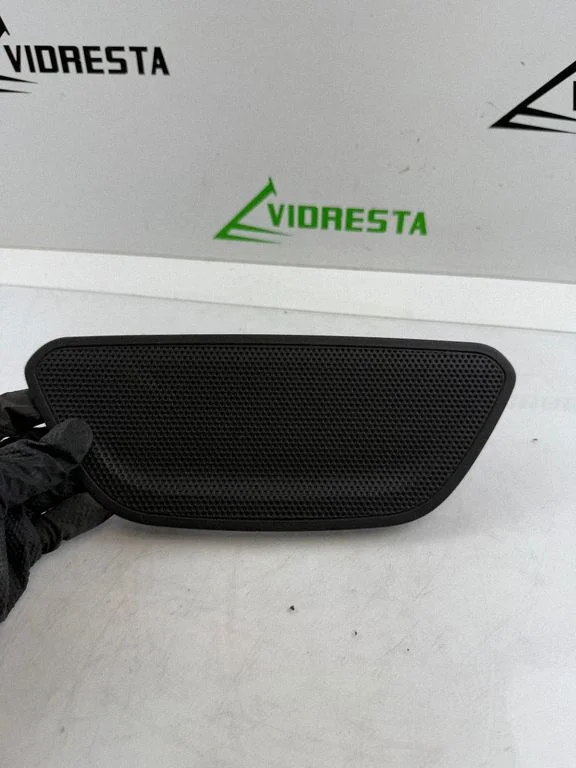 Dash center speaker trim cover YP00053877