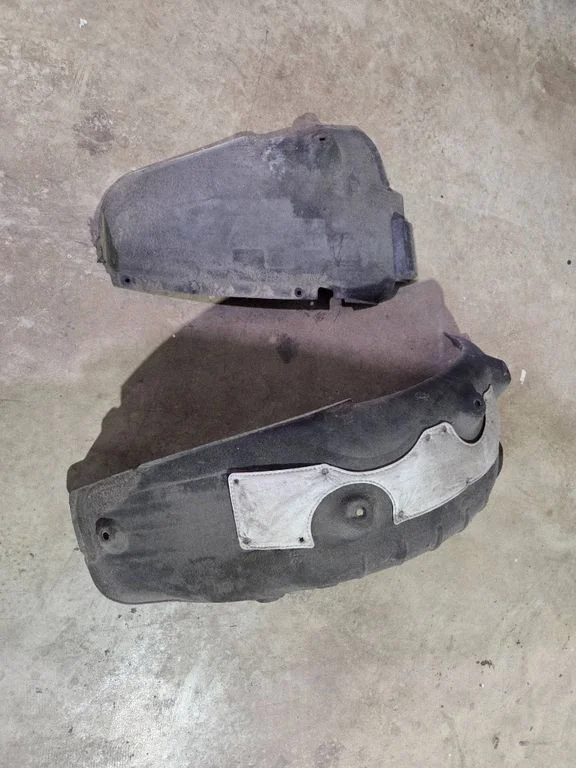 Rear arch fender liner splash guards 86822G2000