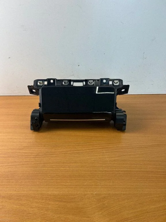 Glove box 9824793880