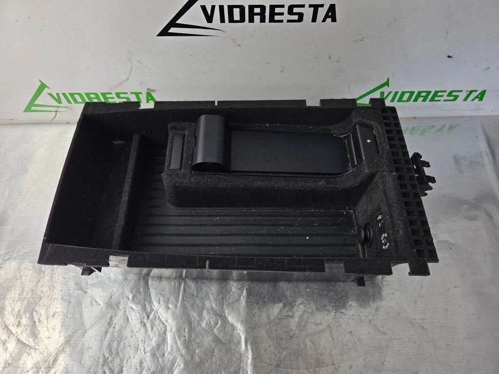 Glove box – BMW 6 Series F06 Gran coupe (2012-2018)