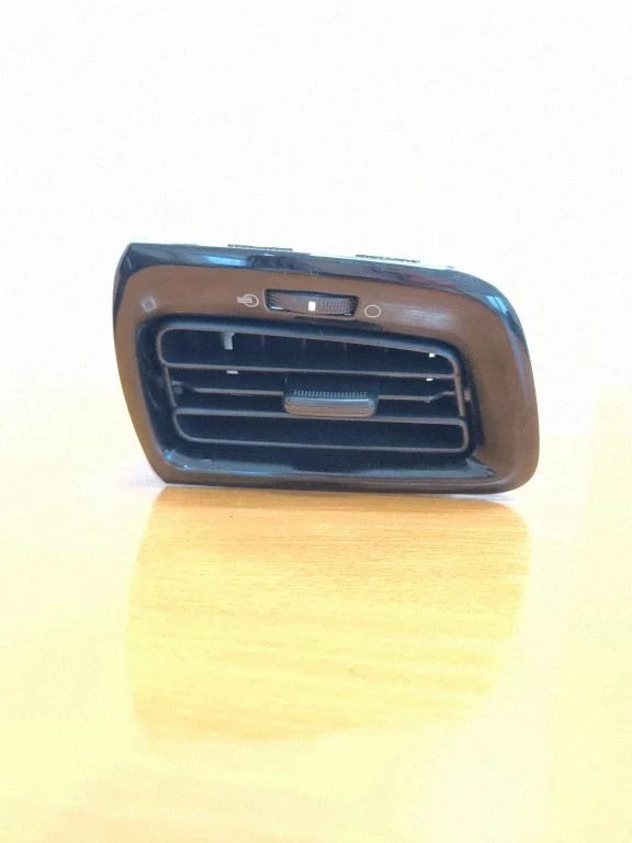 Kratka nawiewu szyby 97480H8800
