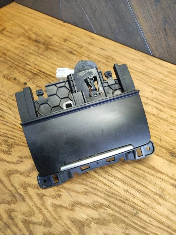 Car ashtray – Audi A4 Allroad B8 (2008-2016)
