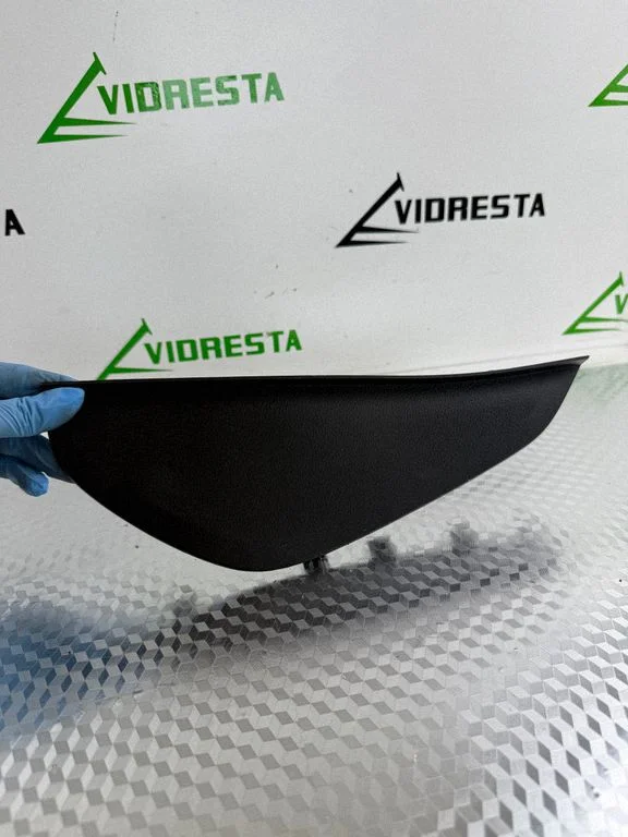 Armatuurlaua külje viimistluspaneel 772117A00
