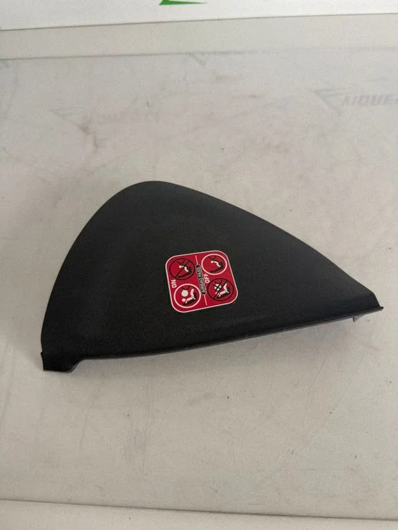 Dashboard side end trim 96830424