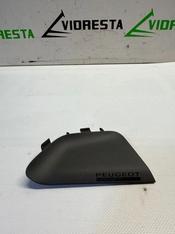 Näidikute paneeli viimistlus – Peugeot 208 II (2019-)