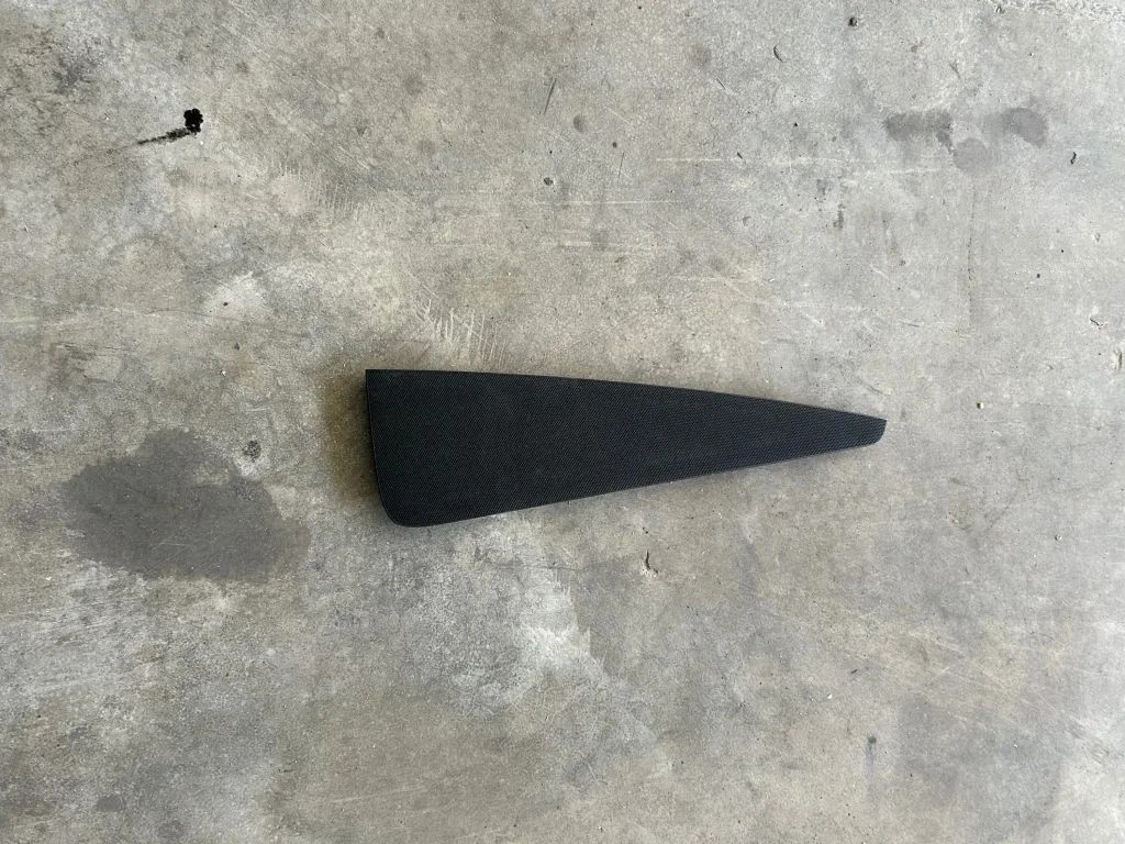 Side speaker trim/cover 8T2819636