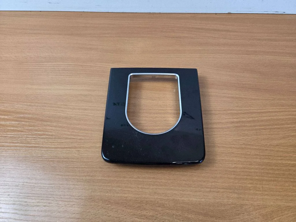 Gear shifter surround trim plastic GX73045K08A