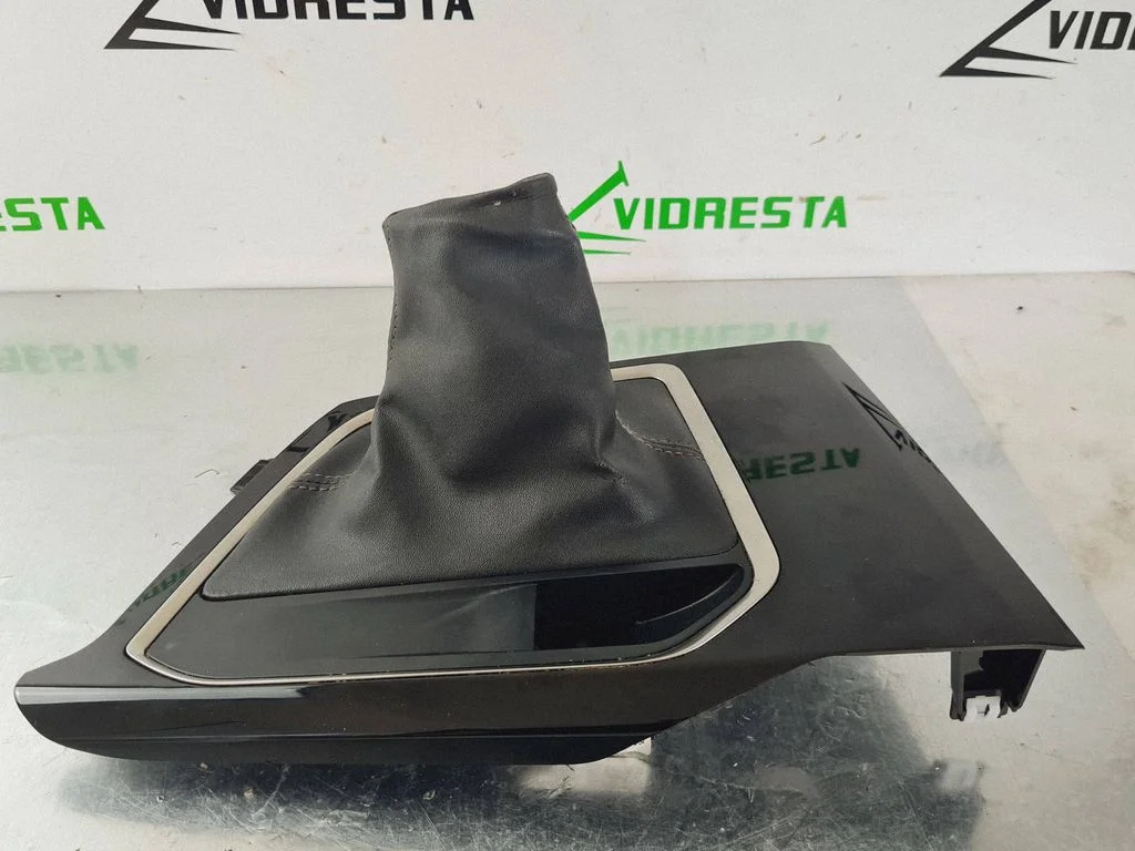 Gear shifter surround trim plastic 9814833477