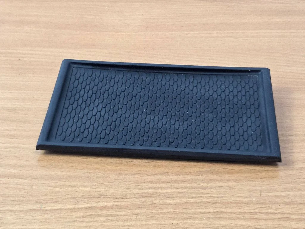 Glove box pad GX73045G34AD