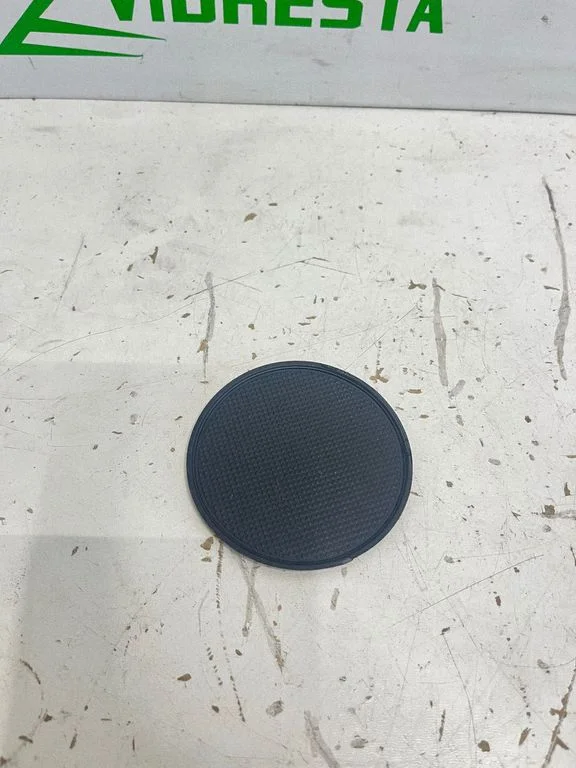 Cup holder pad/mat – Mazda 2 (2022-)