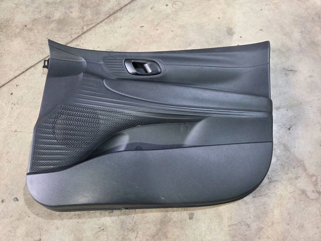 Front door card panel trim 82380Q0000