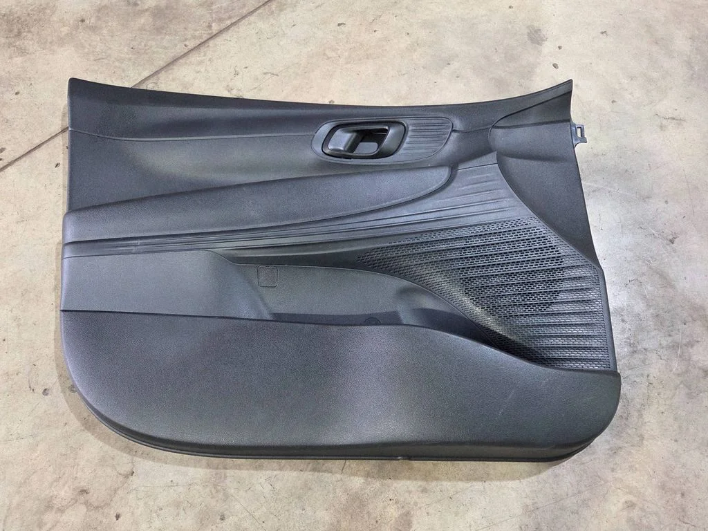 Front door card panel trim 82370Q0000