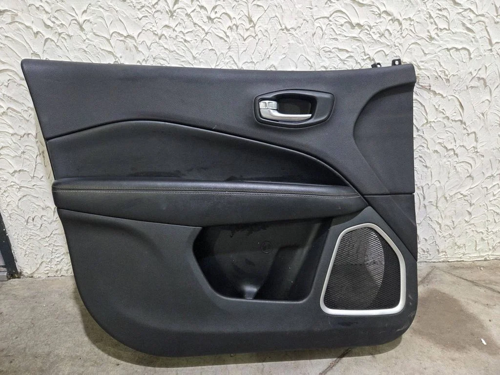 Front door card panel trim 1450592