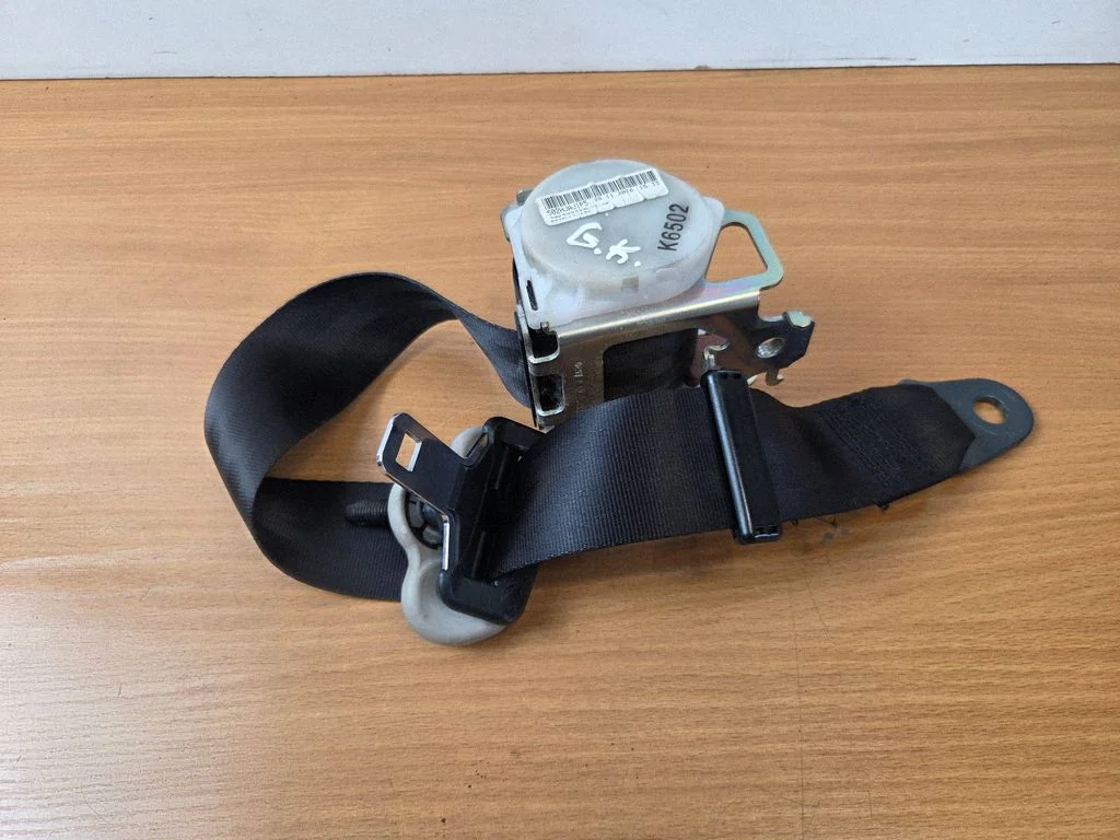 Tagumine turvavöö 96700779XX
