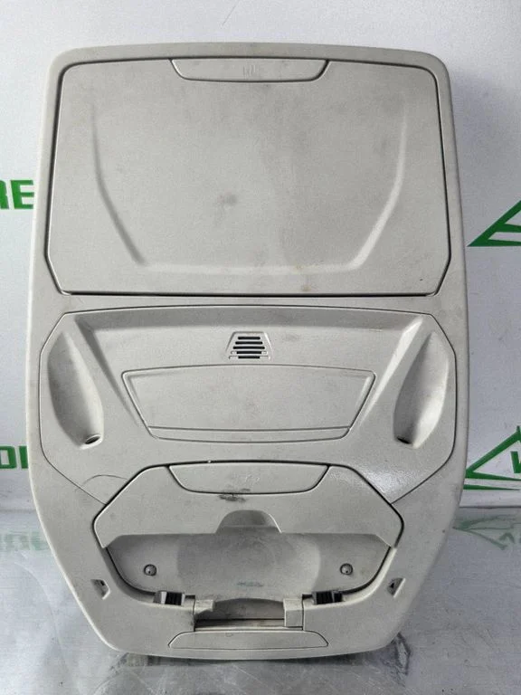 Laevoodri panipaik – Ford Transit/ Tourneo Connect Grand Tourneo Connect (2013-2018)