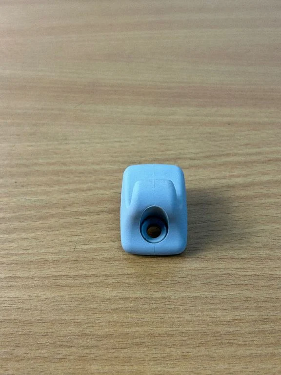 Sun visor clip/hook/bracket