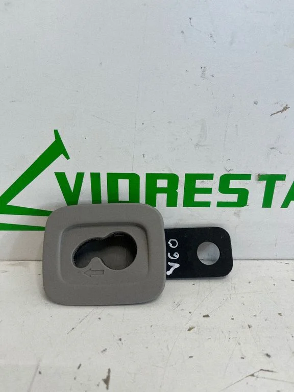Koormavõrgu kinnitusklamber (laes) – Volvo V60 (2011-2013)