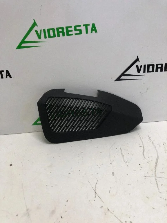 Pakiriiuli kõlari restkate – Renault Clio V (2019-2025)