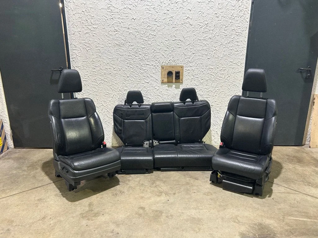 Seat set – Honda CR-V (2013-2016)
