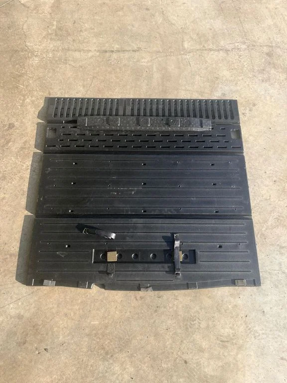 Trunk/boot mat liner L0255117AA02