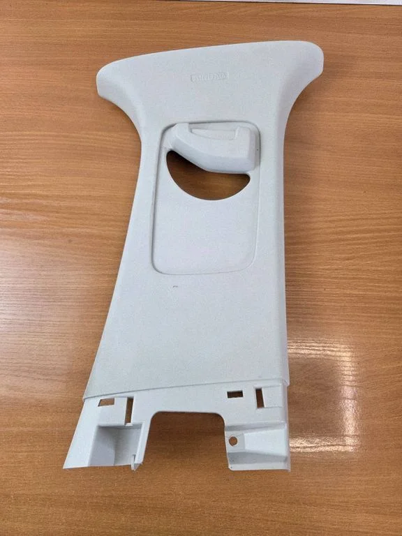 (B) pillar trim (top) JX7BA24582