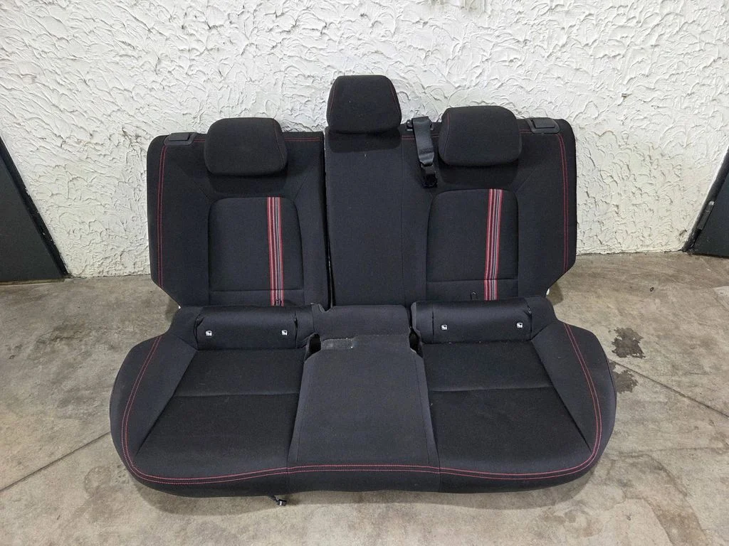 Rear seat