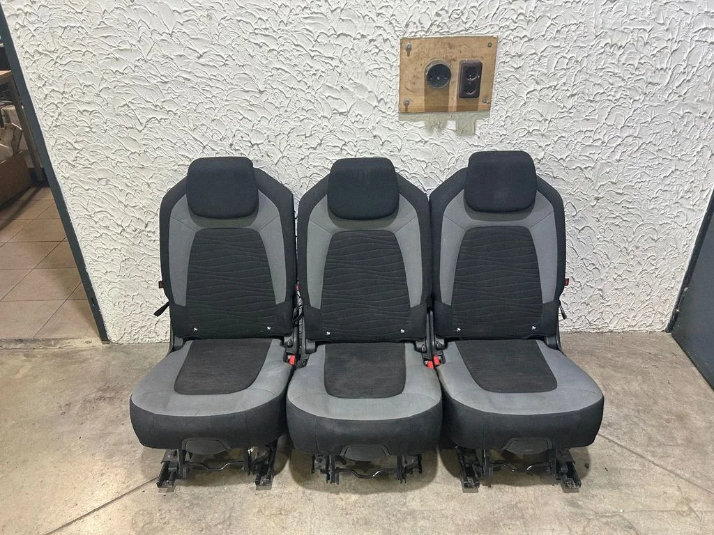 Rear seat