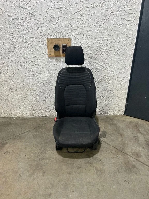 Fotel kierowcy – Ford Focus (2018-)